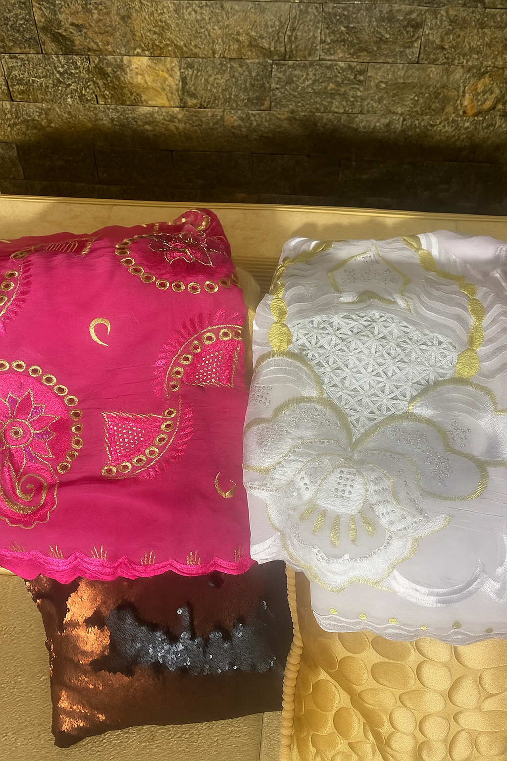 box de maman rose/ blanc box de maman rose/ blanc